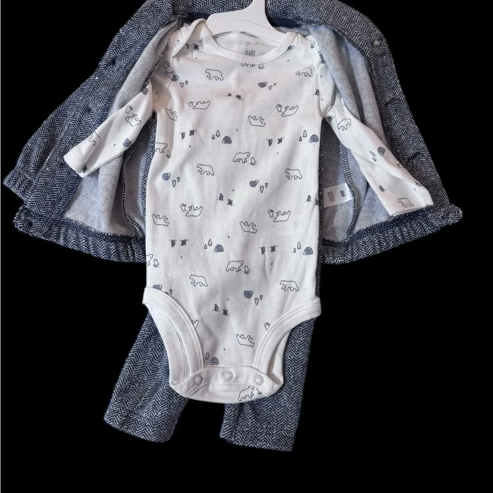 3 Piece Carters Baby Boy Outfit nwt 6M k95